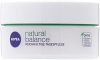 Nivea Natural Balance Reichhaltige Tagespflege, 1er Pack (1 x 50 ml)